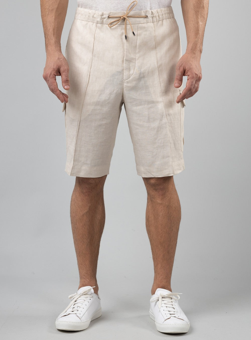 Acheron Drawstring Cargo Shorts in Linen, Sand