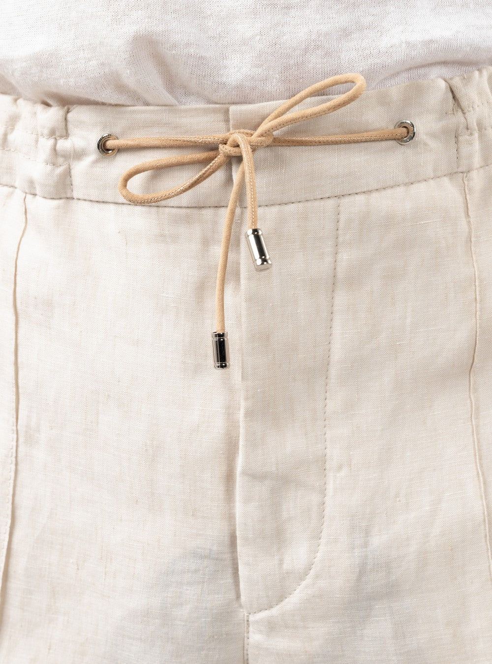 Acheron Drawstring Cargo Shorts in Linen, Sand