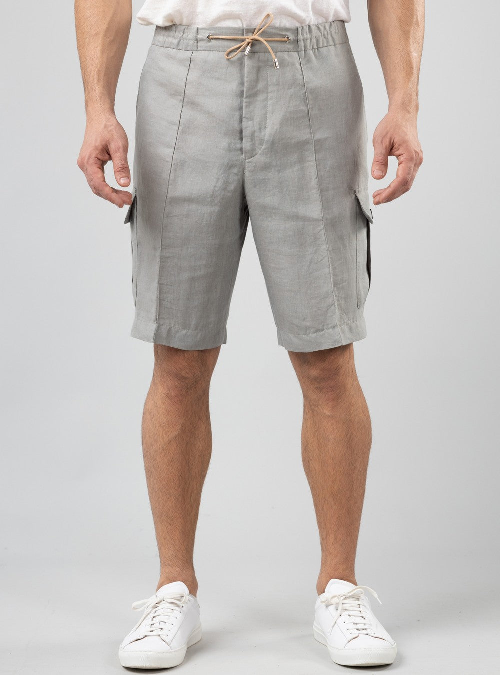 Acheron Drawstring Cargo Shorts in Linen, Sage
