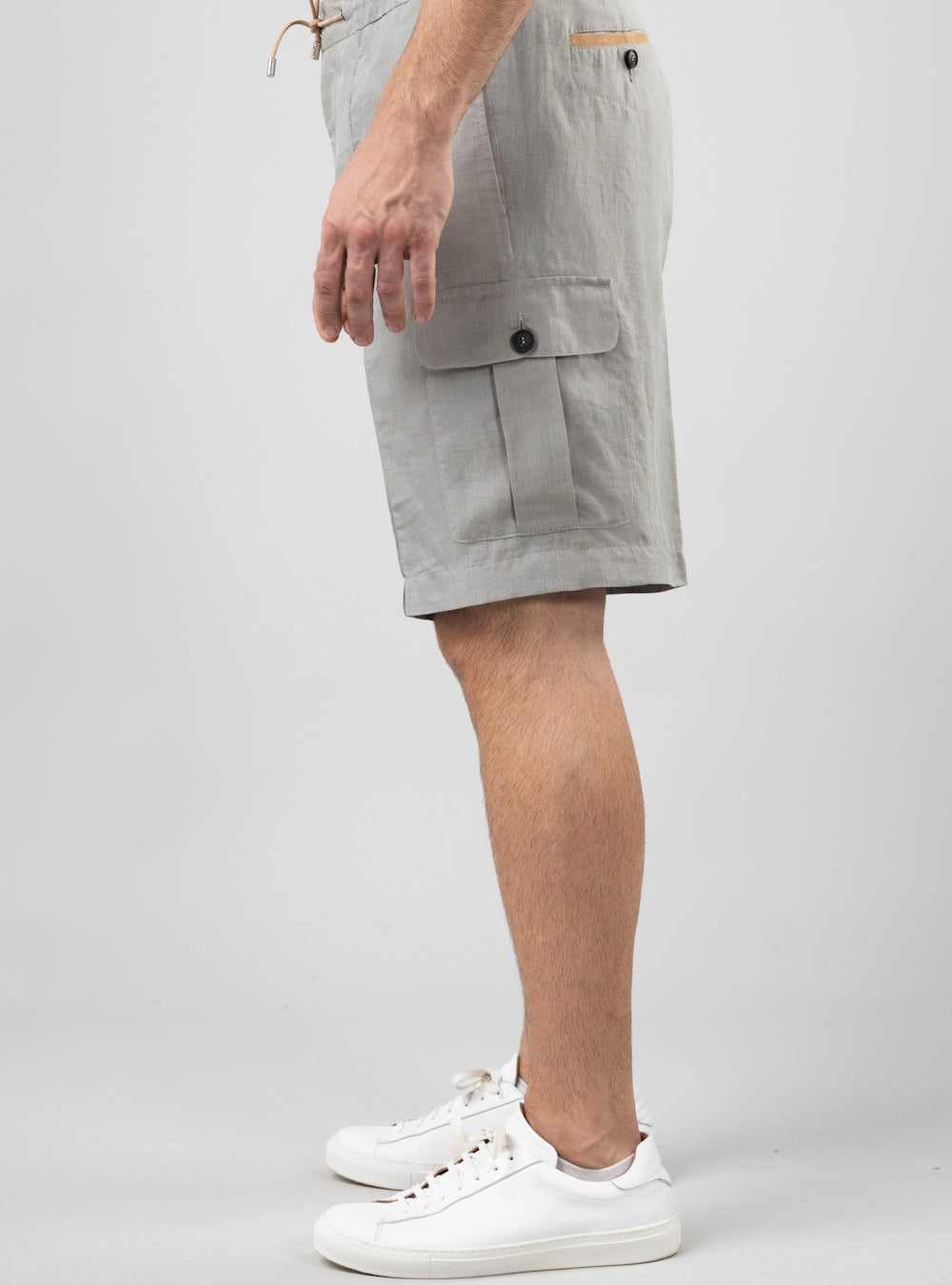 Acheron Drawstring Cargo Shorts in Linen, Sage