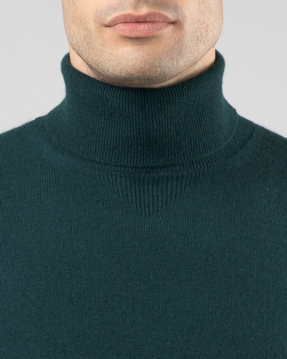 Aspen Cashmere Turtleneck Sweater, Emerald