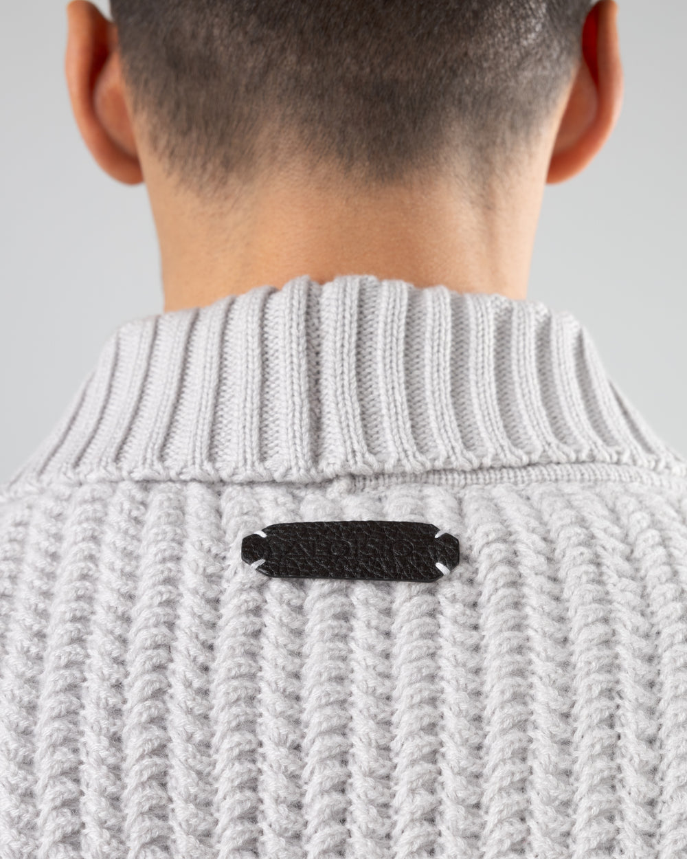 Taiga Shawl Collar V-neck Pullover in Cashmere, Pearl Grey