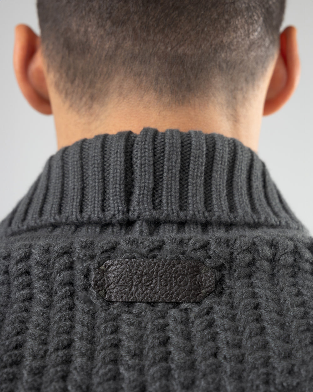 Taiga Shawl Collar V-neck Pullover in Cashmere, Drill Grey